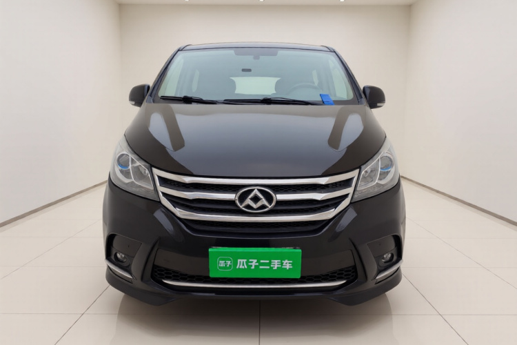 上汽大通MAXUS 大通G10 2018款 PLUS 2.4L 手动精英版车身外观2