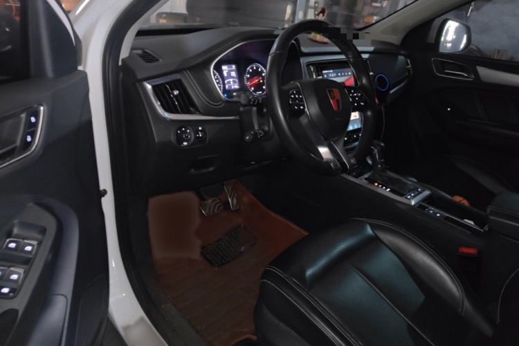 荣威RX5 2018款 20T 两驱自动互联网智臻版中控内饰7003