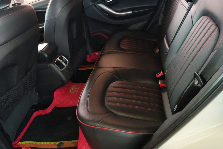 东南DX7 2017款 1.5T 自动豪华型中控内饰21