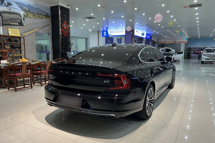 沃尔沃S90 2025款 B5 智逸豪华版车身外观6007