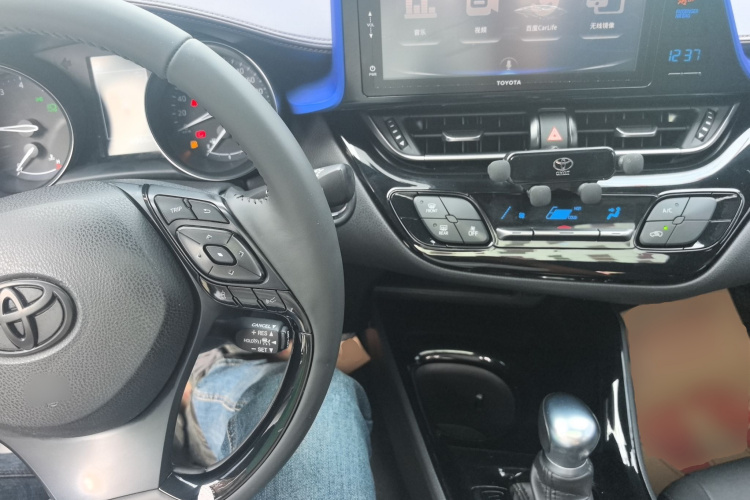 丰田 奕泽IZOA 2018款 2.0L 奕驰版 国VI中控内饰12