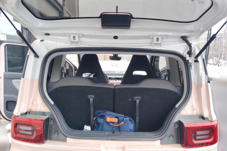 五菱汽车 宏光MINIEV 2022款 马卡龙时尚款 磷酸铁锂中控内饰23