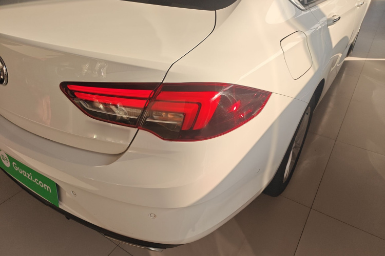 别克 君威 2019款 改款 20T 豪华型 国VI车身外观9