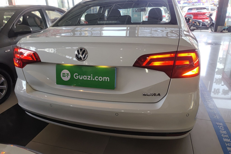 大众 2019款 改款 宝来·传奇 1.5L 自动时尚型 国VI车身外观6