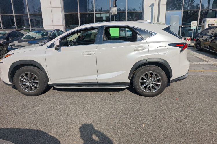 雷克萨斯NX 2017款 200 全驱 锋尚版车身外观6006