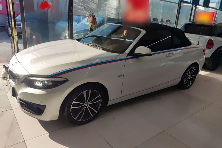 宝马2系(进口) 2018款 220i 敞篷轿跑车 运动设计套装车身外观4