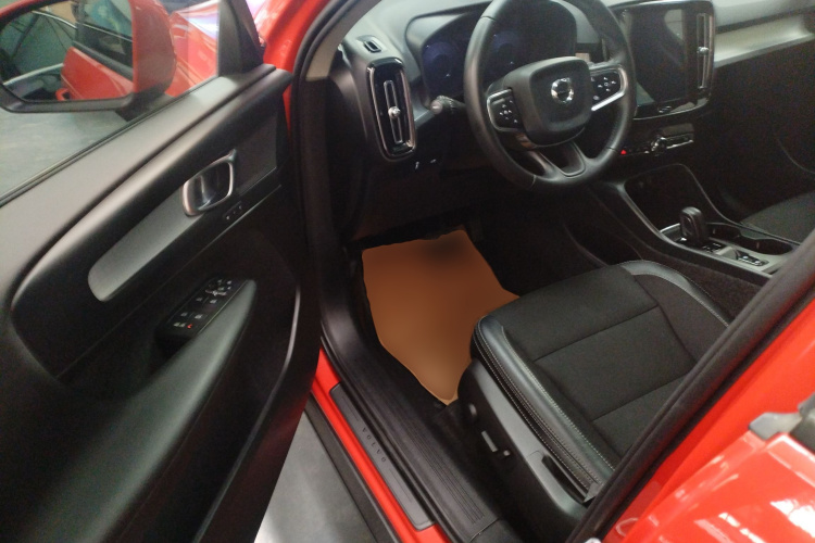 沃尔沃XC40 2020款 T3 智行时尚版中控内饰20