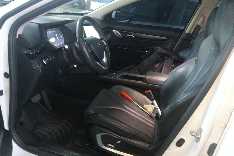 小鹏G3 2022款 G3i 460G+中控内饰19