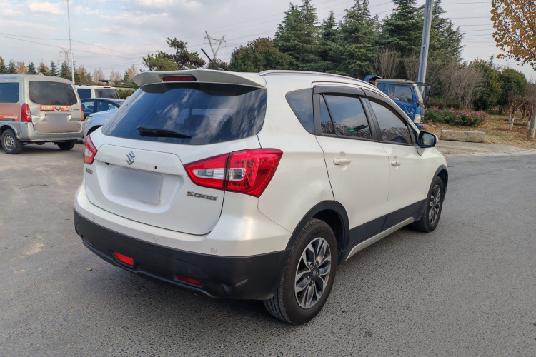 铃木 骁途 2017款 1.6L CVT两驱都市进取型车身外观6006