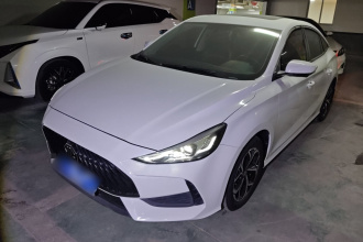 名爵 MG5 2021款 180DVVT CVT青春豪华版