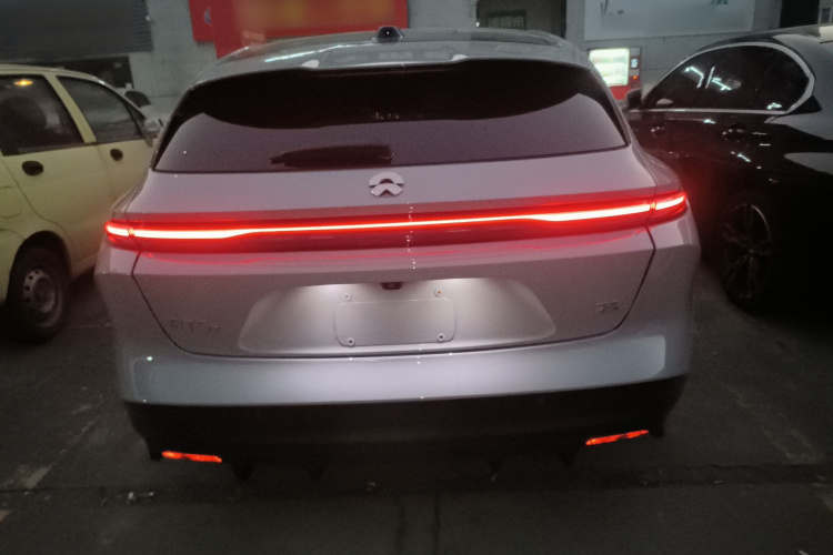 蔚来ET5T 2023款 75kWh Touring车身外观6004