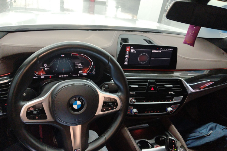 宝马5系 2020款 525Li M运动套装中控内饰12