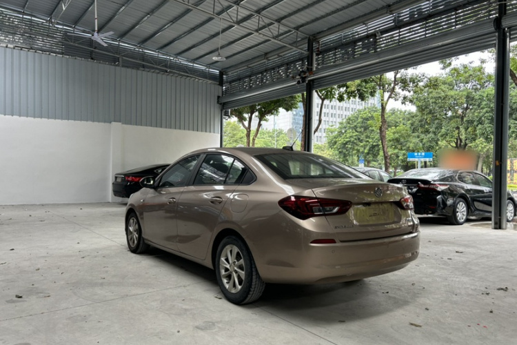 别克 凯越 2018款 15N CVT精英型车身外观6003