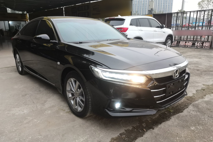 本田 雅阁 2022款 260TURBO 舒适版车身外观3