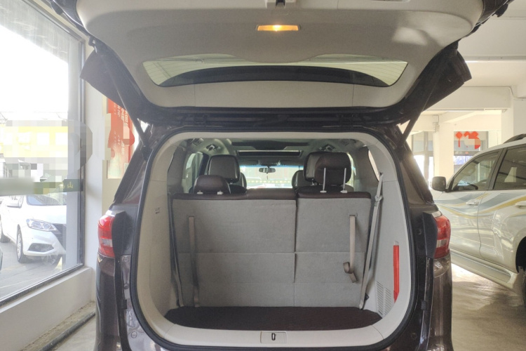 别克GL8 2018款 ES 28T 舒适型 国VI机舱底盘23