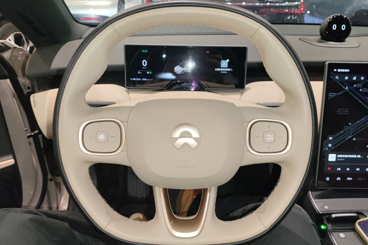 蔚来ET5 2024款 75kWh中控内饰13