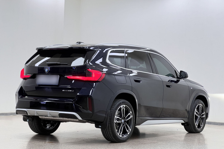 宝马X1 2024款 sDrive25Li M运动套装车身外观6004