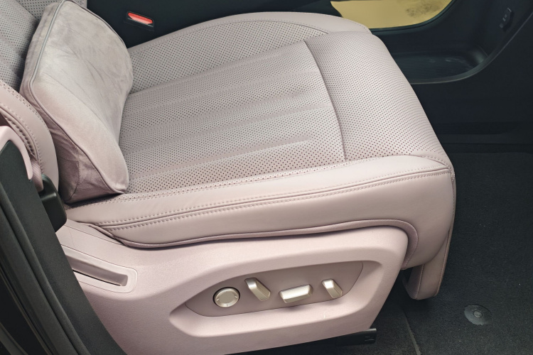 乐道L60 2024款 60kWh 后驱版局部细节9007