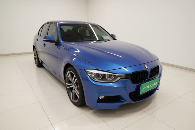 宝马3系 2017款 320i M运动型车身外观3