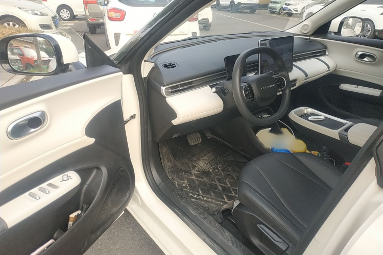 东风纳米 纳米01 2024款 焕新版 330 Air中控内饰7003