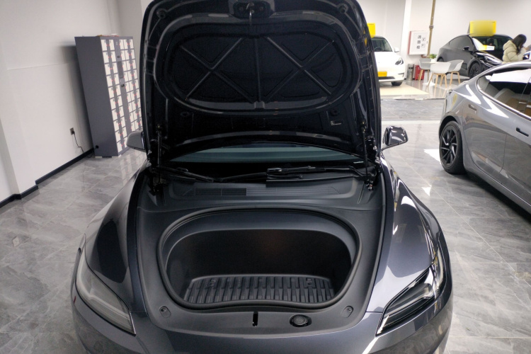 特斯拉 Model 3 2023款 后轮驱动版机舱底盘24