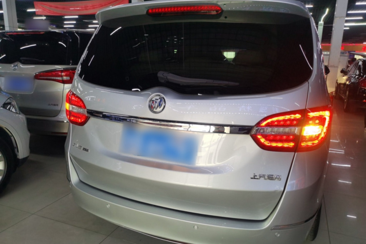 别克GL8 2017款 25S 舒适型 国V车身外观6004