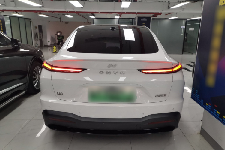 乐道L60 2024款 60kWh 后驱版车身外观6