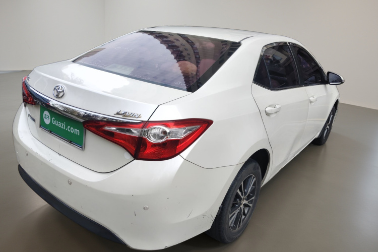 丰田 雷凌 2014款 1.6G 手动精英版车身外观7