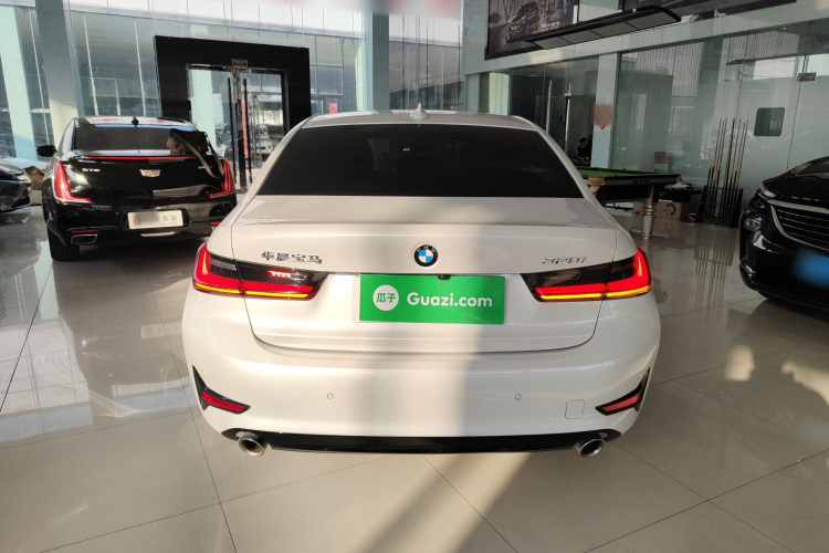 宝马3系 2022款 320i 运动套装车身外观6004