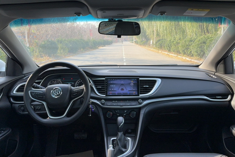 别克 英朗 2021款 改款 典范 1.5L 自动精英型中控内饰7003