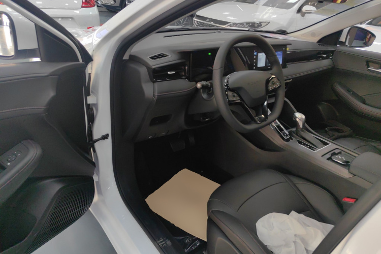 荣威i5 2026款 1.5L CVT豪华版中控内饰20