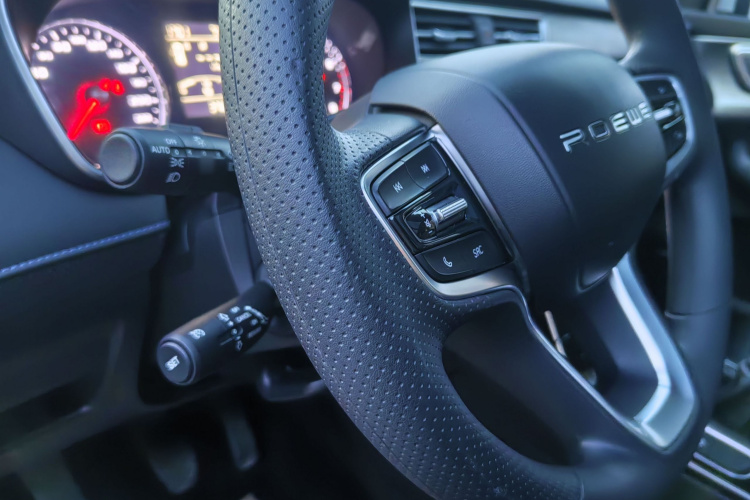 荣威RX5 2020款 PLUS 300TGI 手动Ali国潮豪华版中控内饰7009