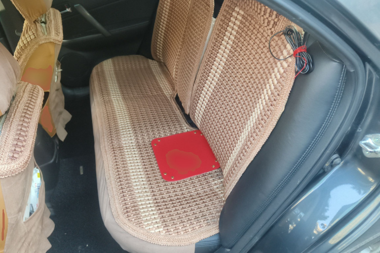 马自达6 2013款 2.0L 自动时尚型中控内饰21