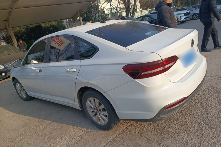 大众 朗逸 2023款 1.5L 自动得逸版车身外观4