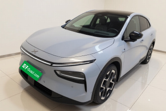 小鹏G7 2025款 702 超长续航 Ultra