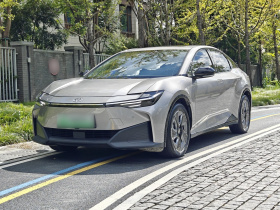 丰田bZ3 2024款 517km 精英PRO