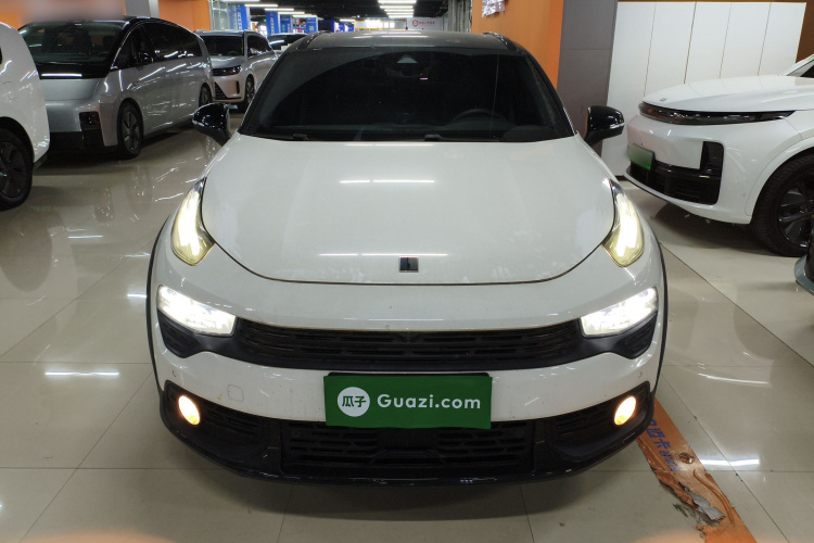 领克02 2021款 2.0TD 自动两驱劲 冠军版车身外观2