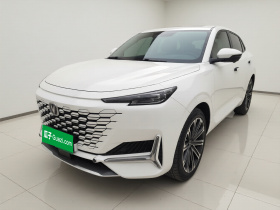 长安UNI-K 2021款 2.0T 全轮驱动尊贵型