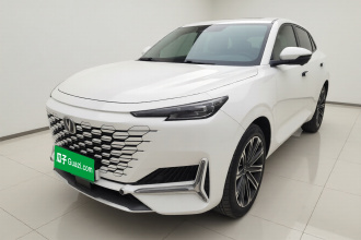 长安UNI-K 2021款 2.0T 全轮驱动尊贵型