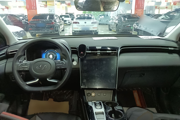 现代 2023款 途胜L 1.5T 自动两驱DLX豪华版中控内饰12