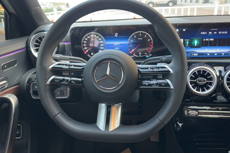 奔驰A级 2025款 A 200 L 时尚型局部细节13