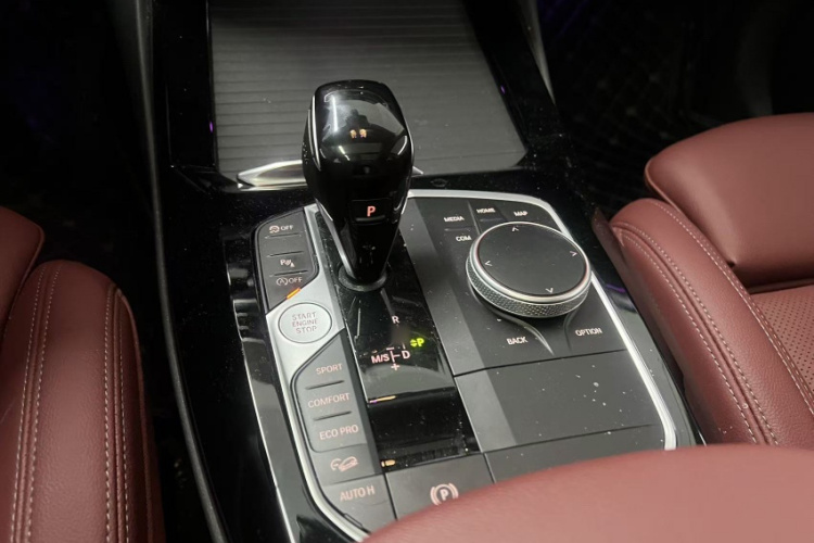 宝马X3 2022款 改款 xDrive25i M运动套装中控内饰7002