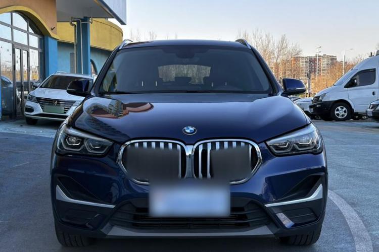 宝马X1 2020款 sDrive25Li 领先型车身外观6001