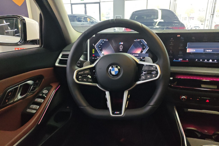 宝马3系 2025款 325Li M运动套装局部细节13