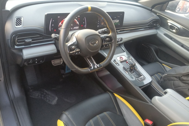 广汽传祺 影豹 2022款 270T DCT J16 R-style赛道版中控内饰12