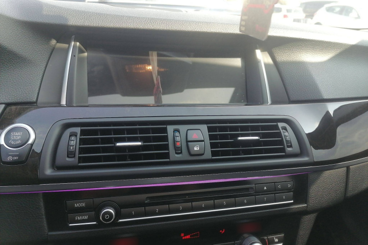 宝马5系 2017款 525Li 领先型局部细节16