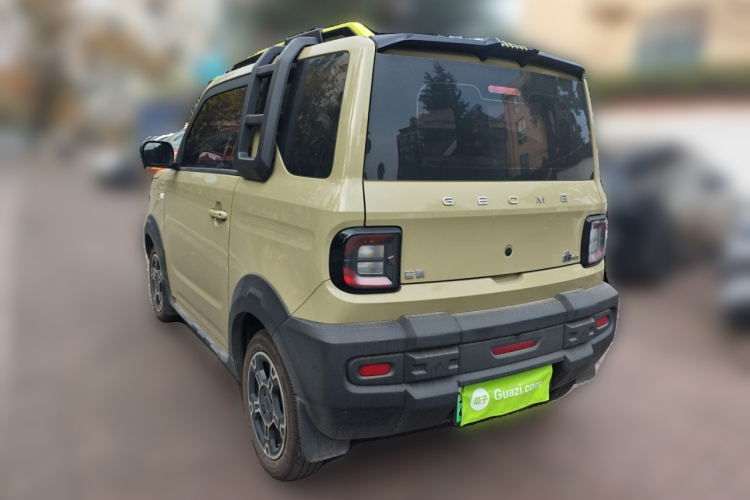 吉利银河 2025款 210km 熊猫骑士车身外观5