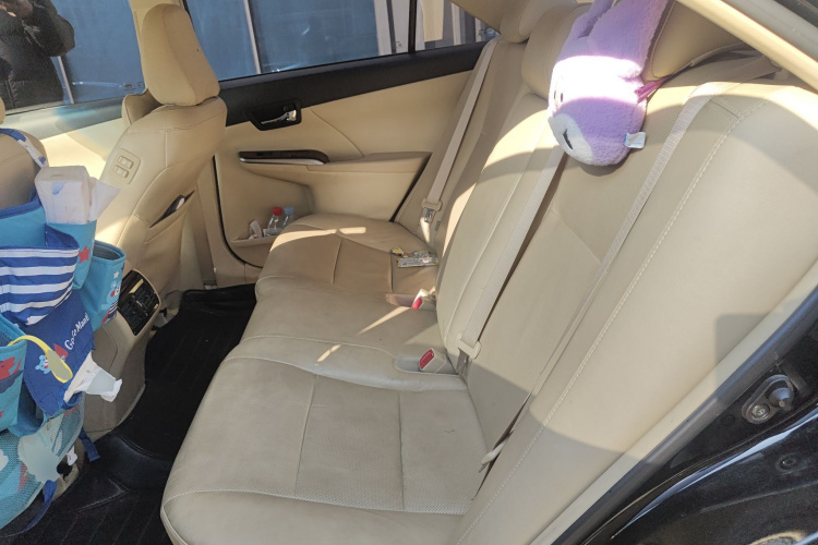 丰田 凯美瑞 2015款 2.0G 领先版中控内饰21