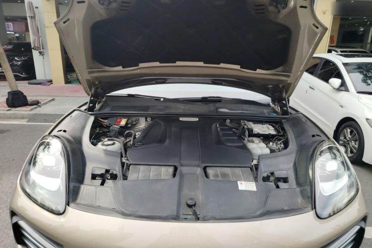 保时捷 Cayenne新能源 2019款 Cayenne E-Hybrid 2.0T局部细节24