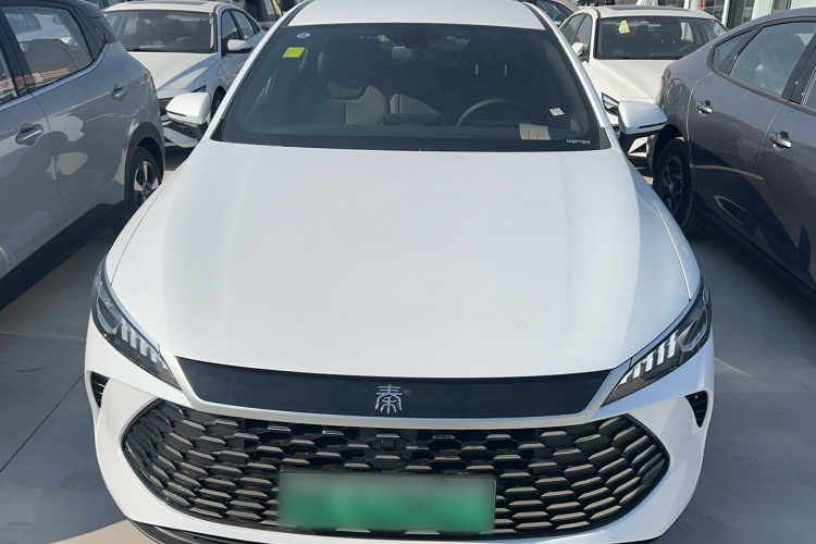 比亚迪 秦PLUS 2025款 DM-i 智驾版 55KM领先型车身外观6001